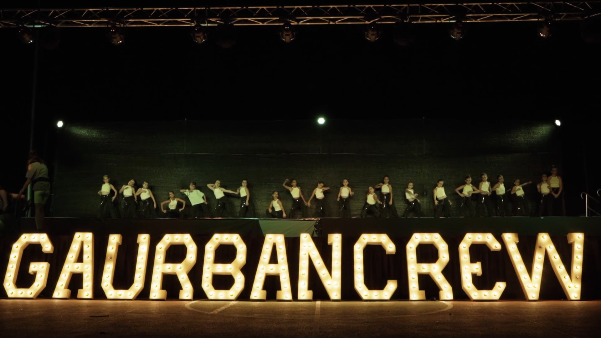 GAURBANCREW - WATERWONDERLAND - COSAS DE BRUJAS