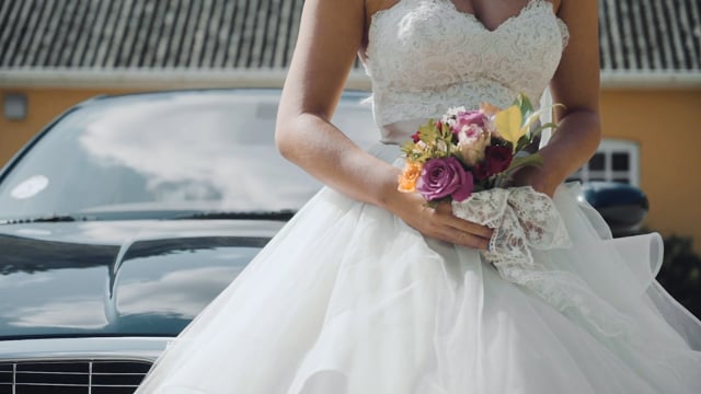 Lej brudekjole | Spar penge brudekjolen til din store dag