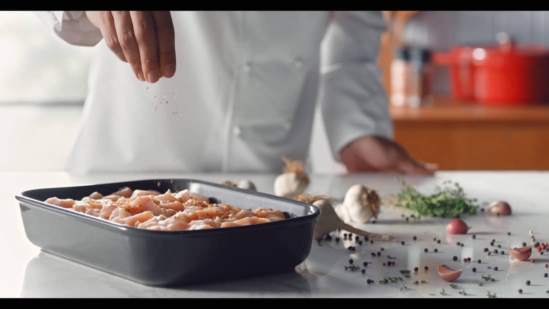 Tavuk Dunyasi Sefi Vs Garsonlar I Campaign Turkiye