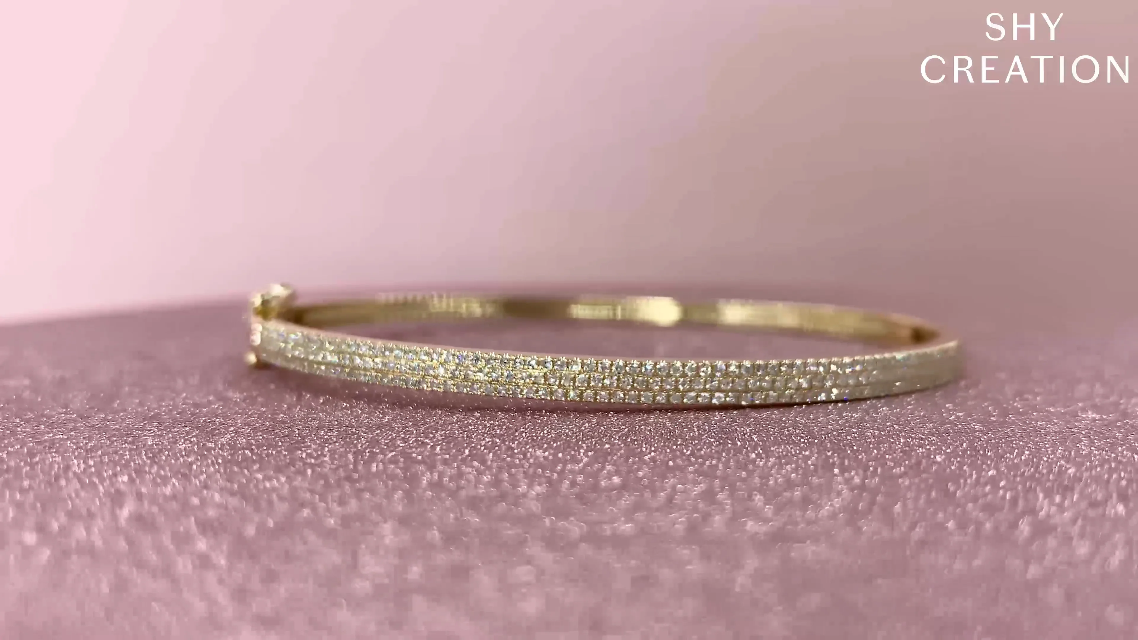 0.52CT DIAMOND PAVE BANGLE – Shy Creation 0.52CT DIAMOND PAVE BANGLE – Shy Creation