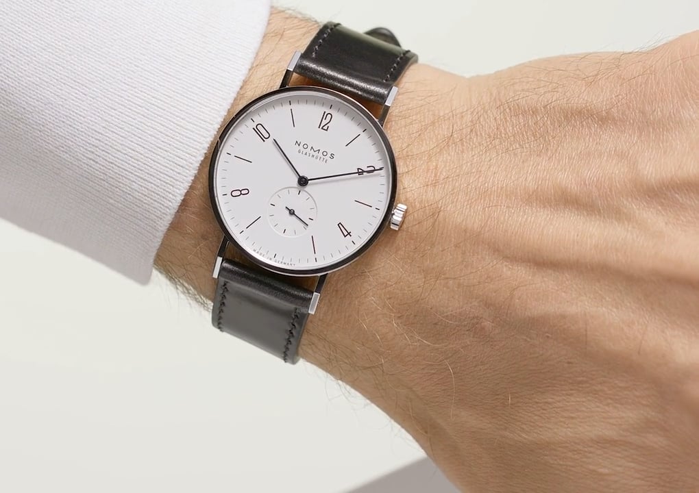 nomos tangente 165