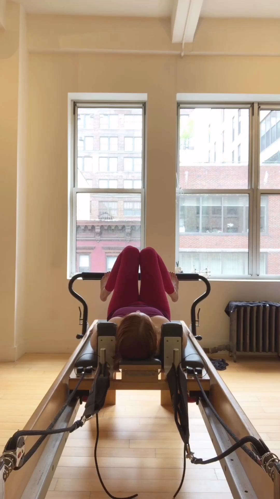 Footwork on the Reformer: Hip Internal & External Rotation on Vimeo