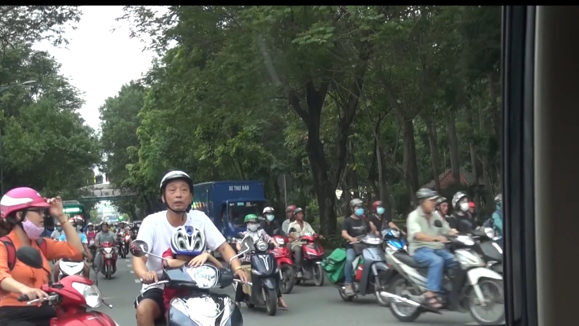 Lyn does Vietnam - Day #1 Arriving