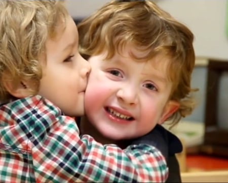 Les premiers pas vers l'autre, par Valeria Lumbroso Colloque TV