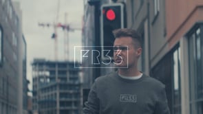 FR33 SWEATER