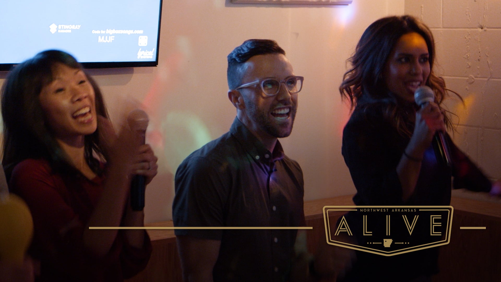 Big Box Karaoke Northwest Arkansas ALIVE (Season 06, Episode 8) on Vimeo