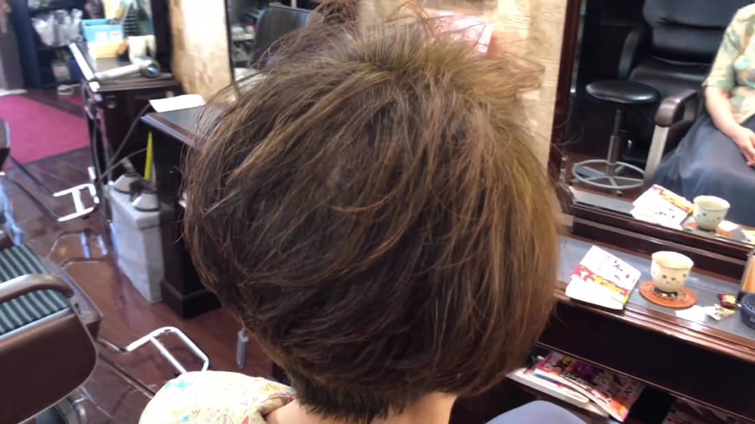 7０ 80代手入れが楽ちんカットスタイル 髪が多く見えるカット動画 70 80 簡単スタイリングカットで毎日が元気になる くせ毛ブローレスカット 西宮 夙川 Anne アンヌ 美容室