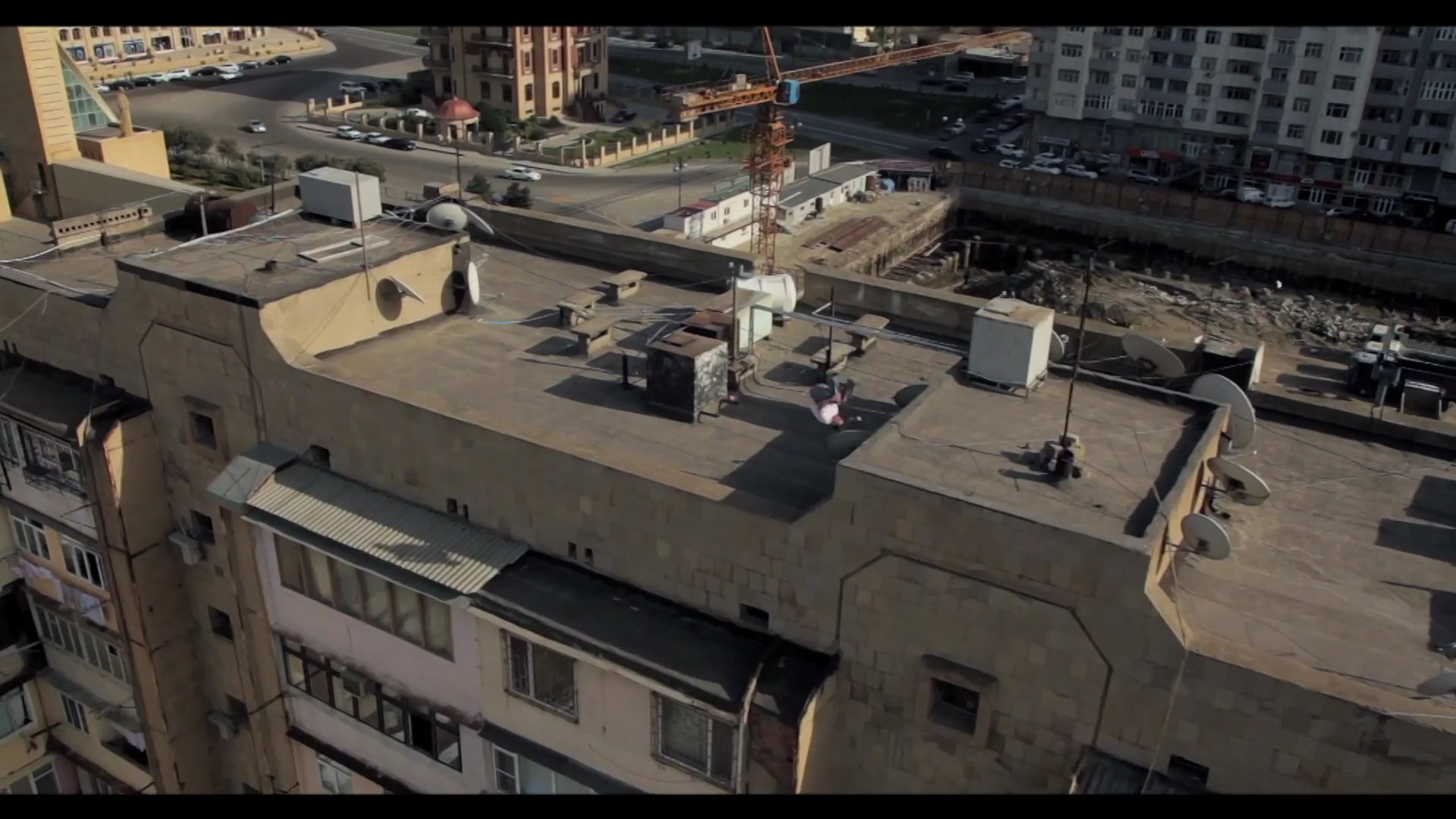 Engin Ozkaya DOP-Parkour in Baku City