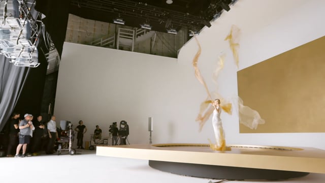 Chanel // Margot Robbie // Behind The Scenes of Gabrielle Chanel Essence with