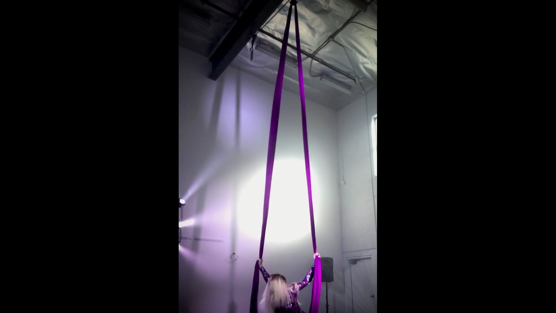 Promotional video thumbnail 1 for Sara in the Air