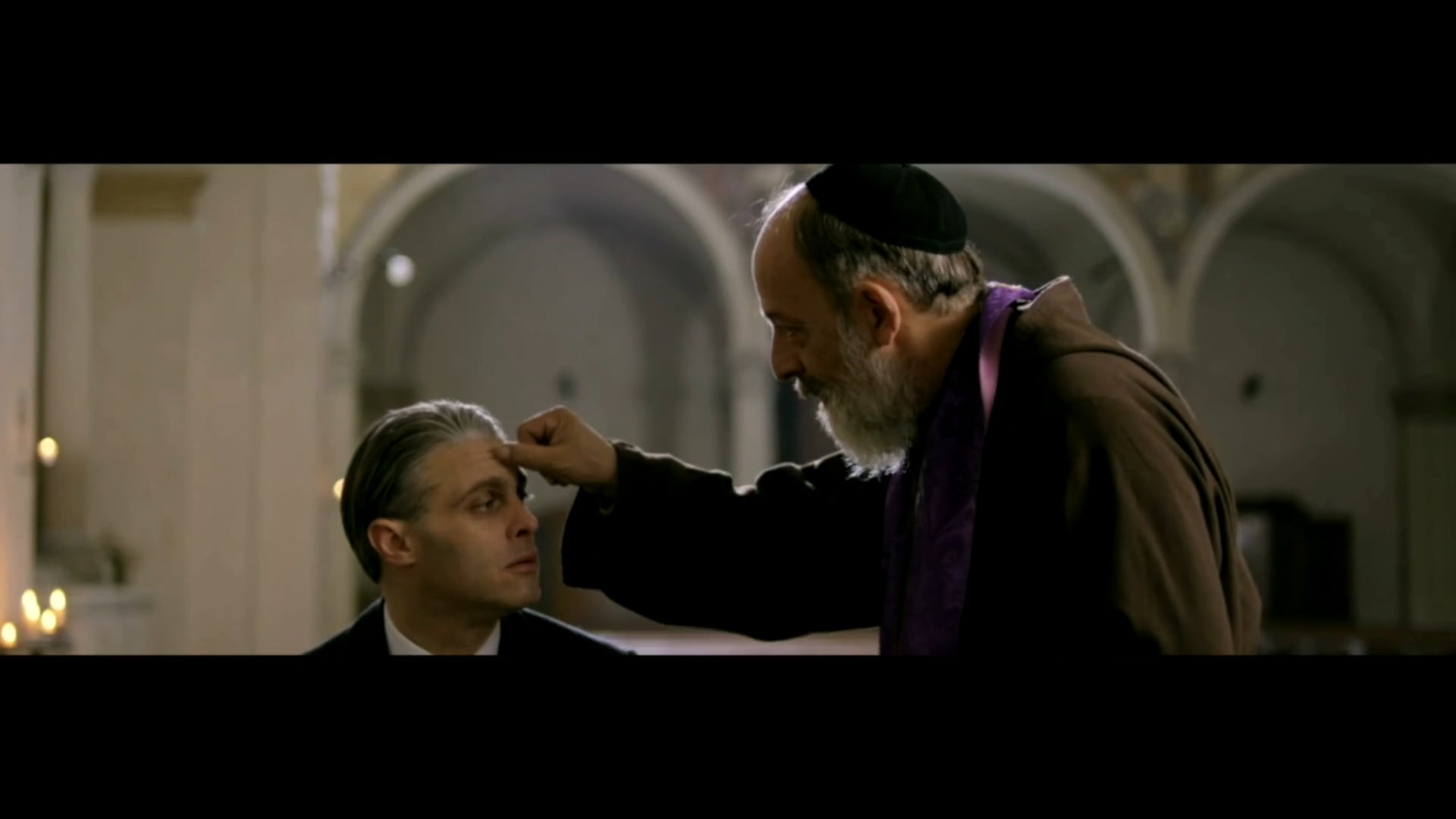 Trailer "On my shoulders"