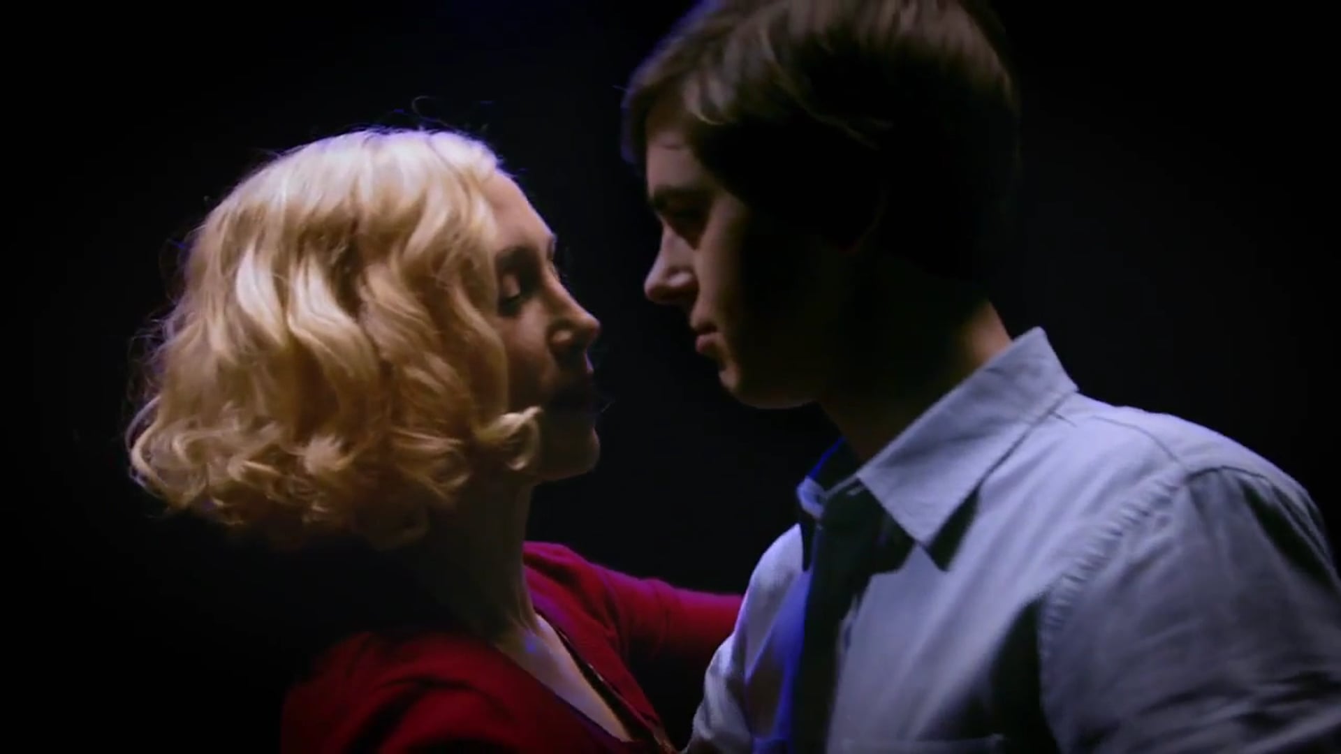 Bates Motel. Becoming Psycho Official Promo (Season 3)