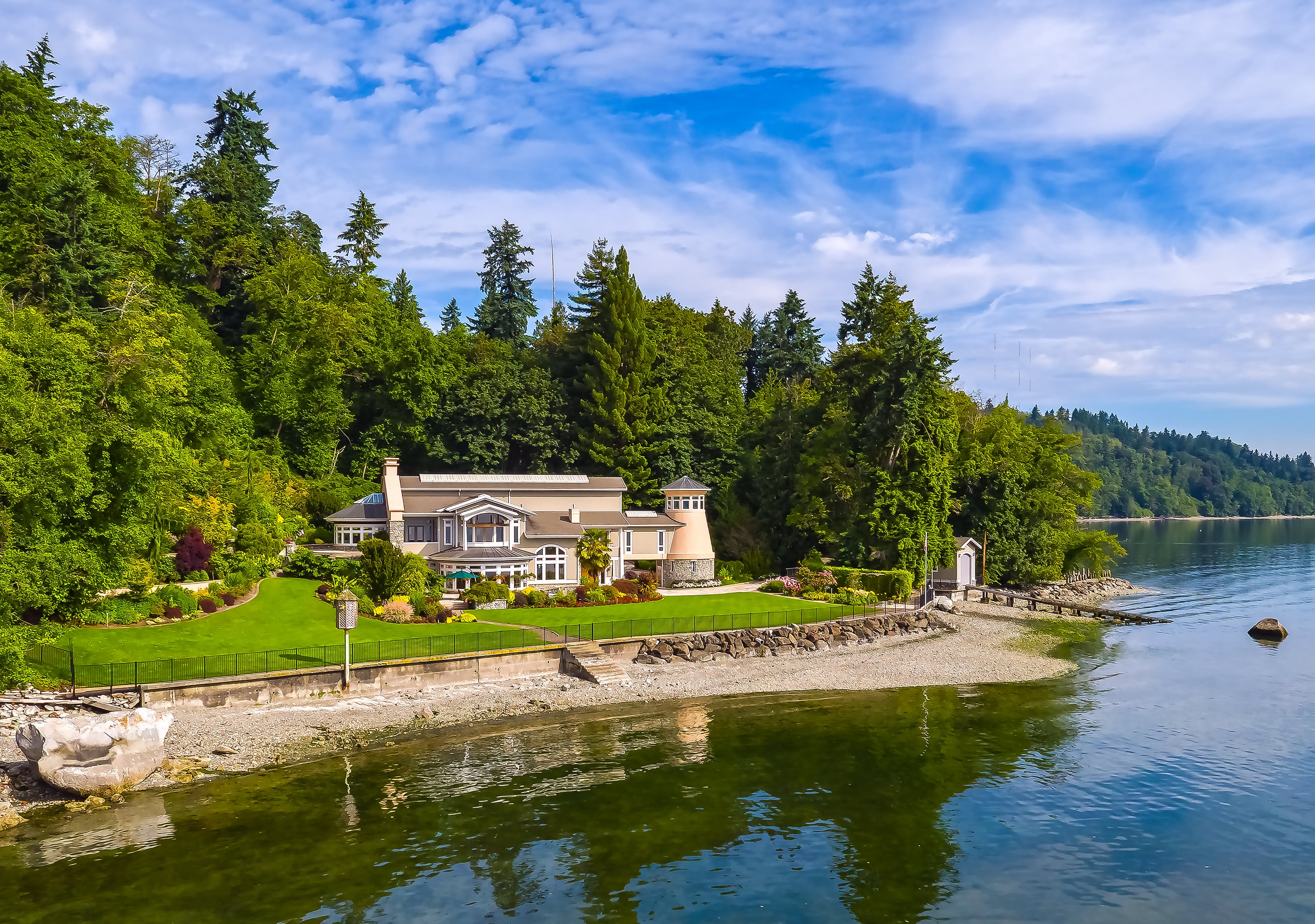Vashon Island Waterfront Estate on Vimeo