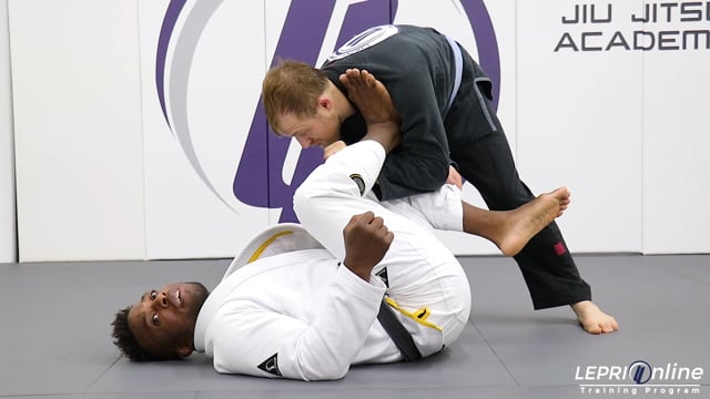 Recomposing Guard from Toreando Pass Attempt