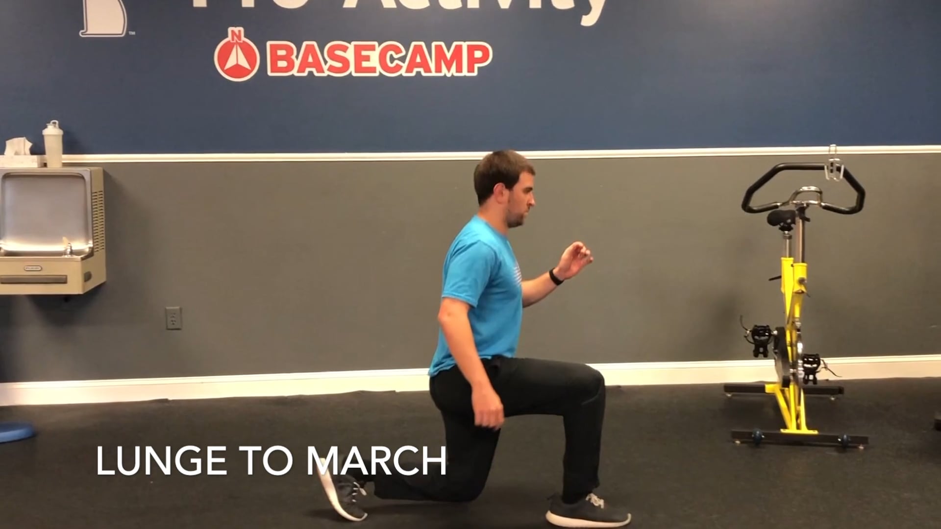 Lunge to March