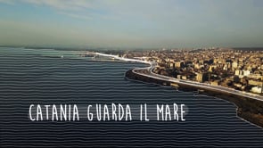 Catania guarda il mare