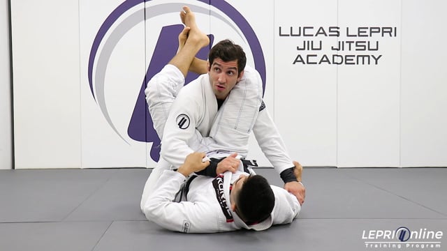 Defending and Escaping from Triangle Attempt