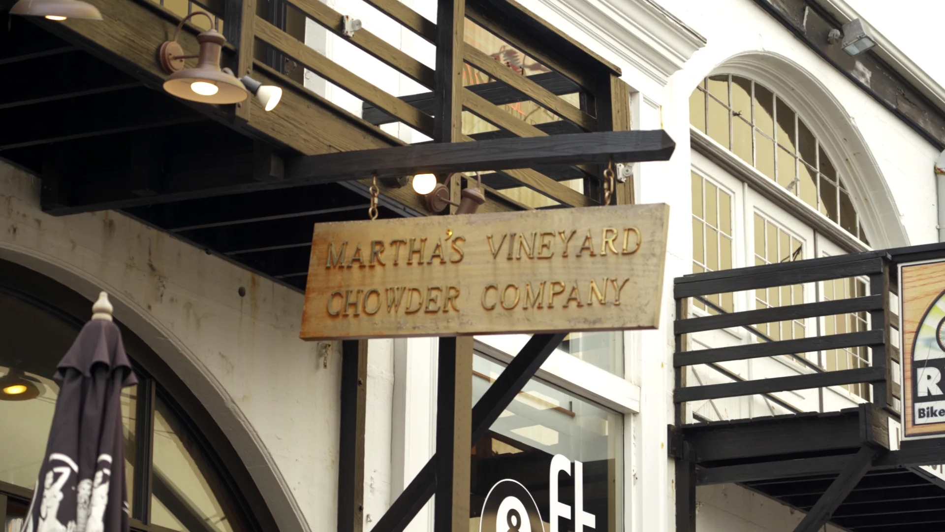 Martha's Vineyard Chowder Company on Vimeo