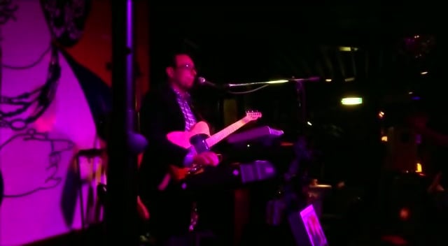 Johnny-D - Singer, guitar & keyboard player, Dj video preview