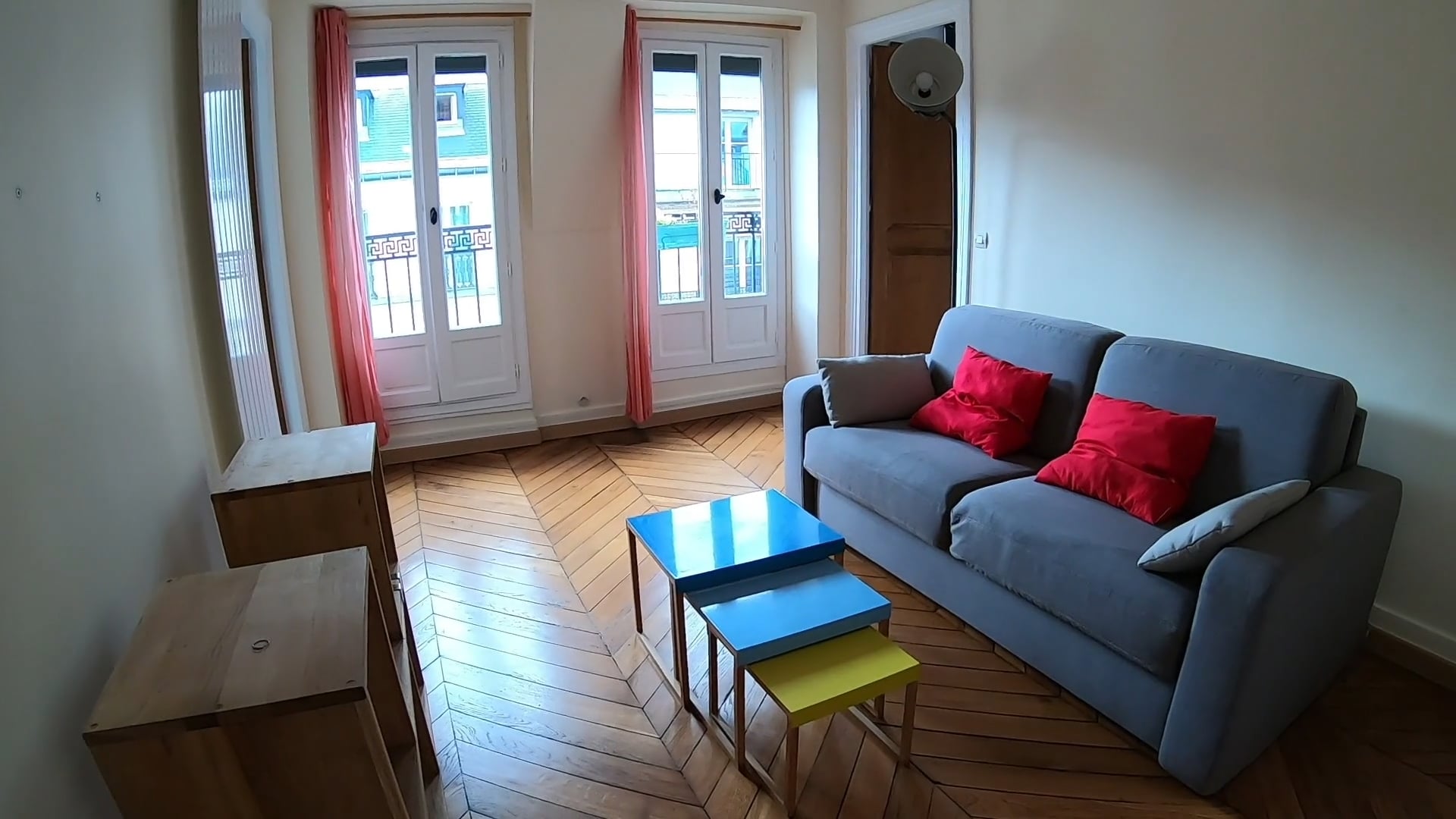 Appartement à louer 2P rue St Lazare à Paris INT on Vimeo