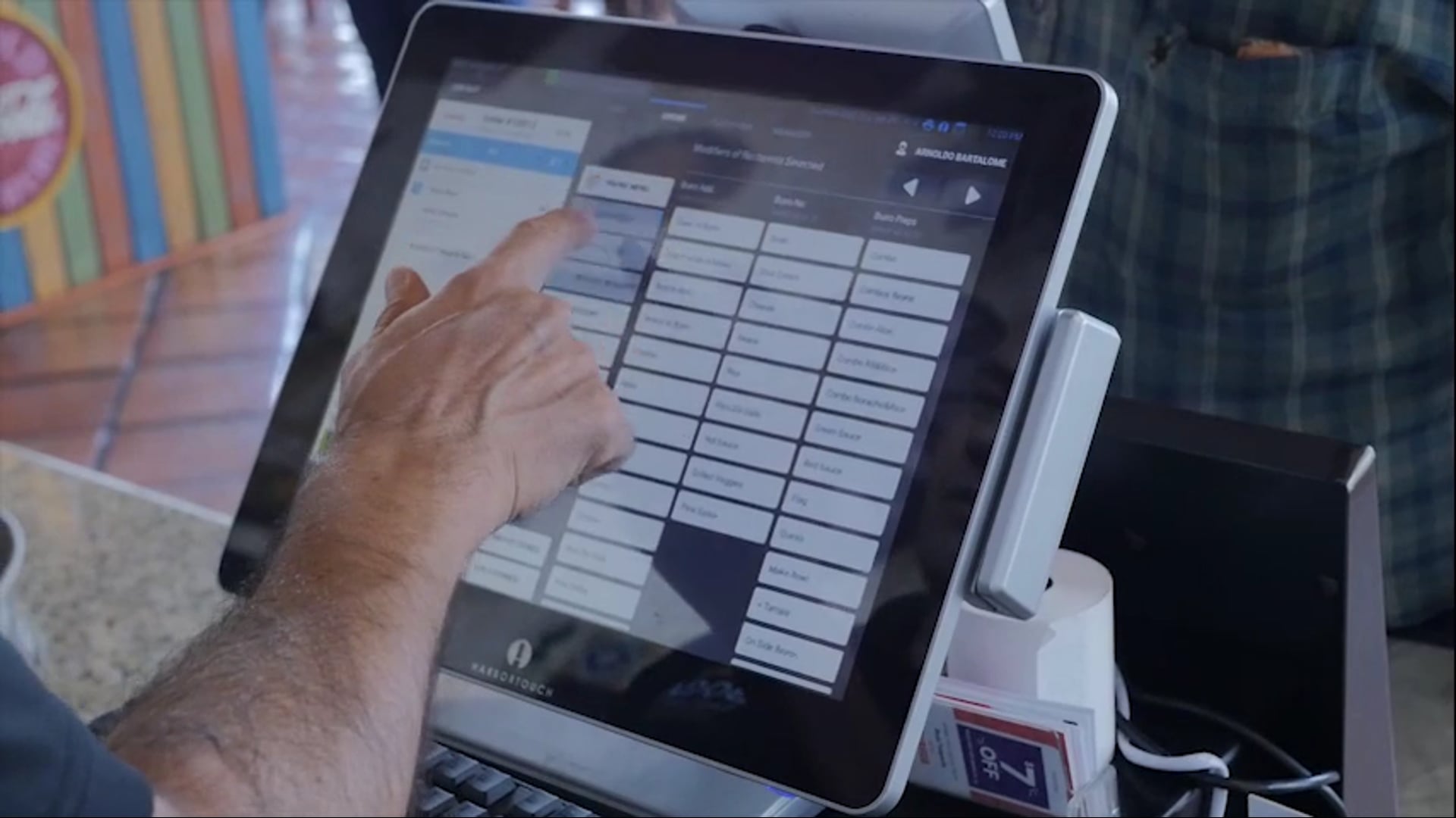 The Best Restaurant POS System | Harbortouch Reviews