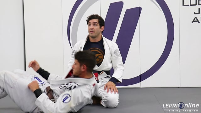 De La Riva Escape to Knee Cut to Side Control