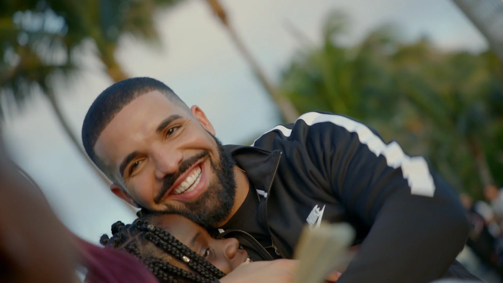 drake's contract - Ilustrasi 2