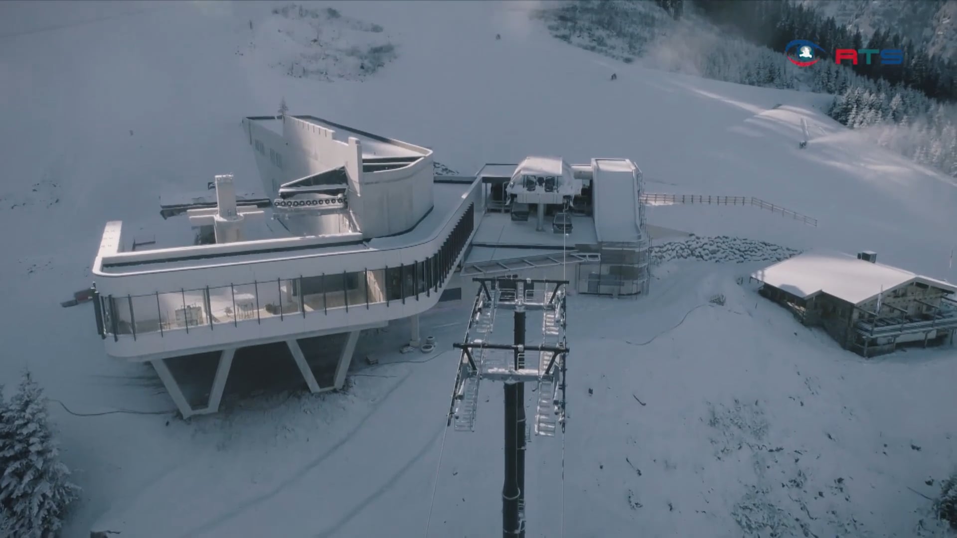 von-alpen-das-beste-die-neue-werbekampagne-der-bergbahnen-schmittenhoehe-und-kitzsteinhorn