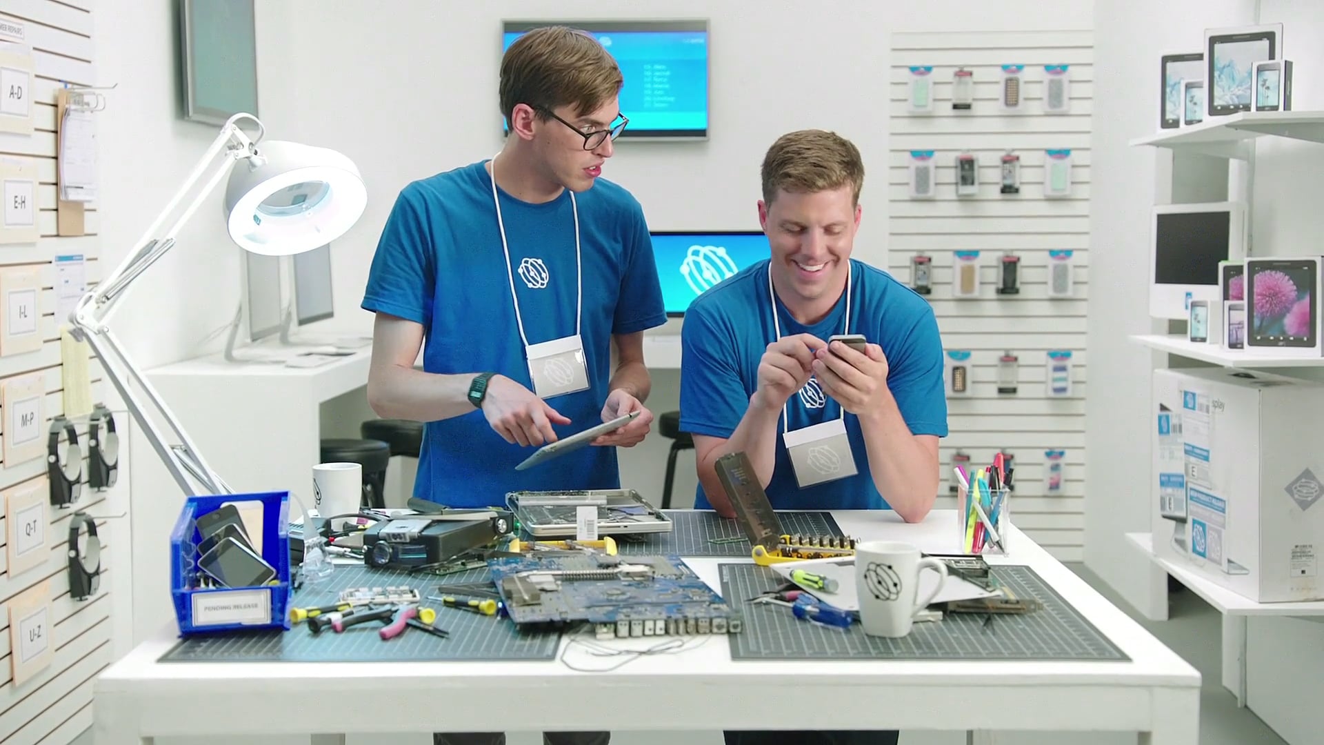 Samsung - "It Doesn't Take A Genius"