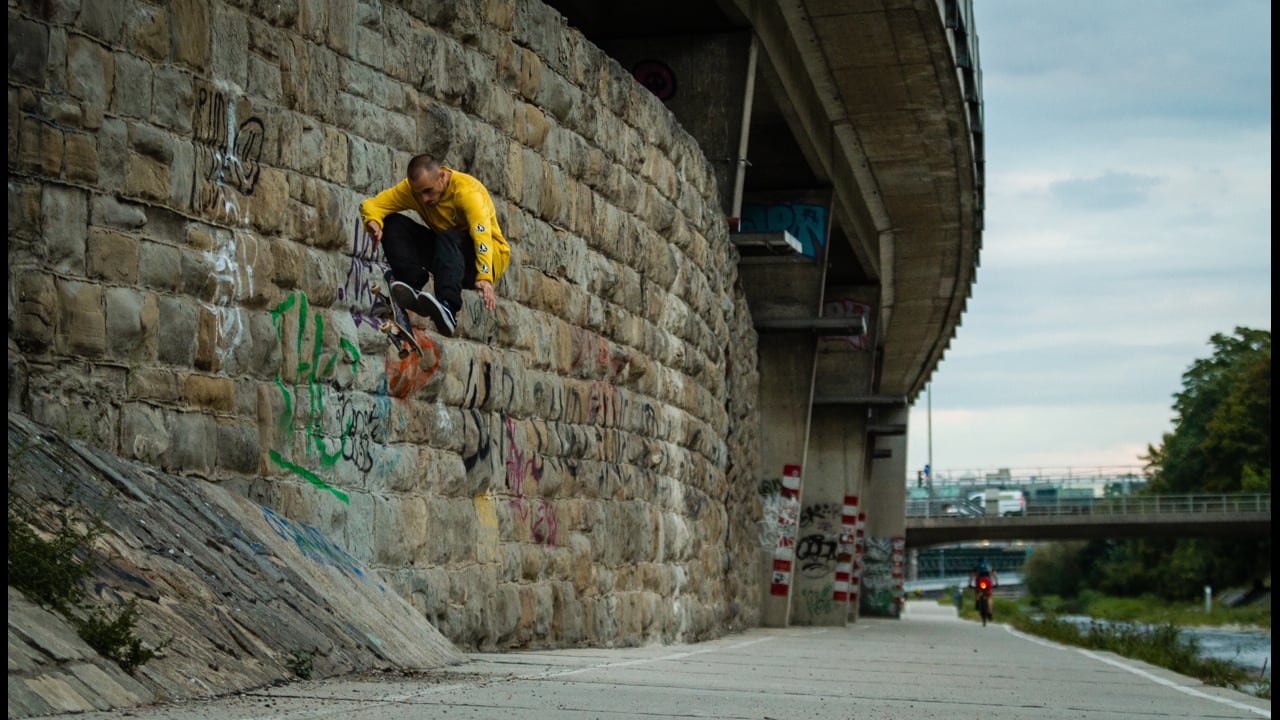RED BULL CHECKOUT MARCO KADA