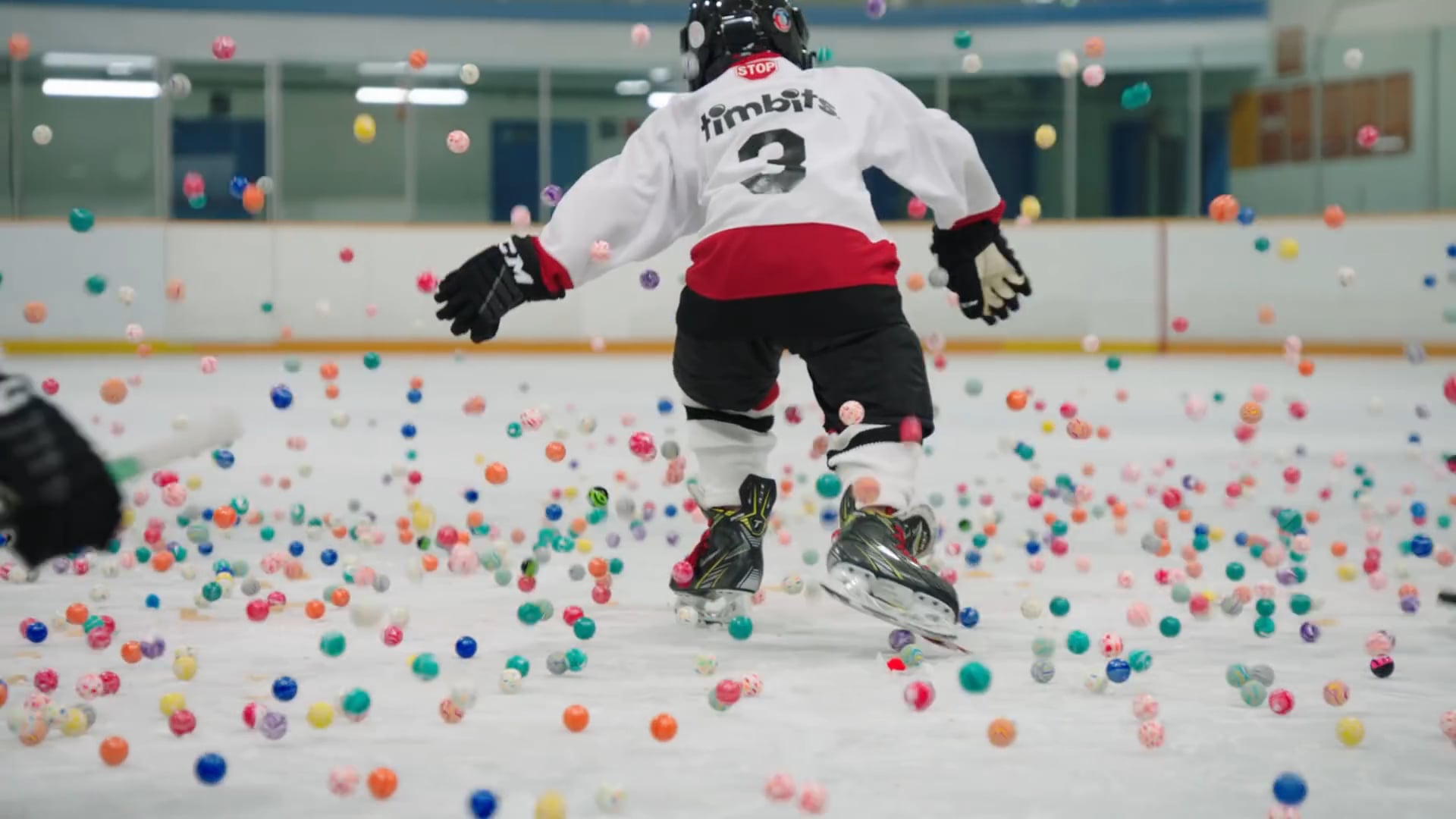 Tim Hortons - Sid & Nate Ask a Timbit