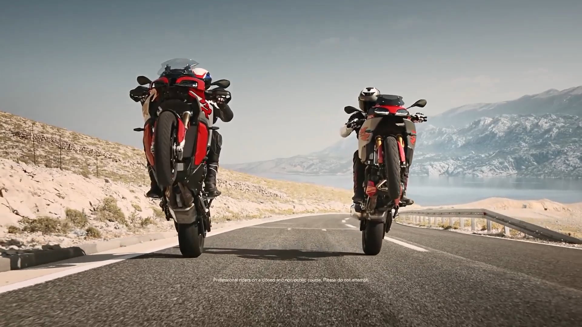 #NeverStopChallenging - The new BMW S 1000 XR and BMW F 900 XR