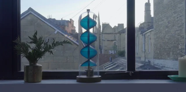 Uplift 2.0 - Hypnotic Solar-Powered Spiralling Kinetic Sculpture