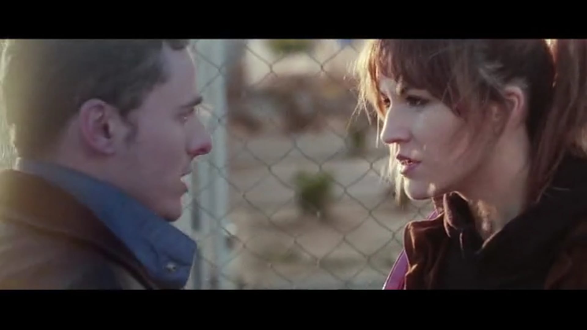 KATIA BRAUN- ESCENA ROBO