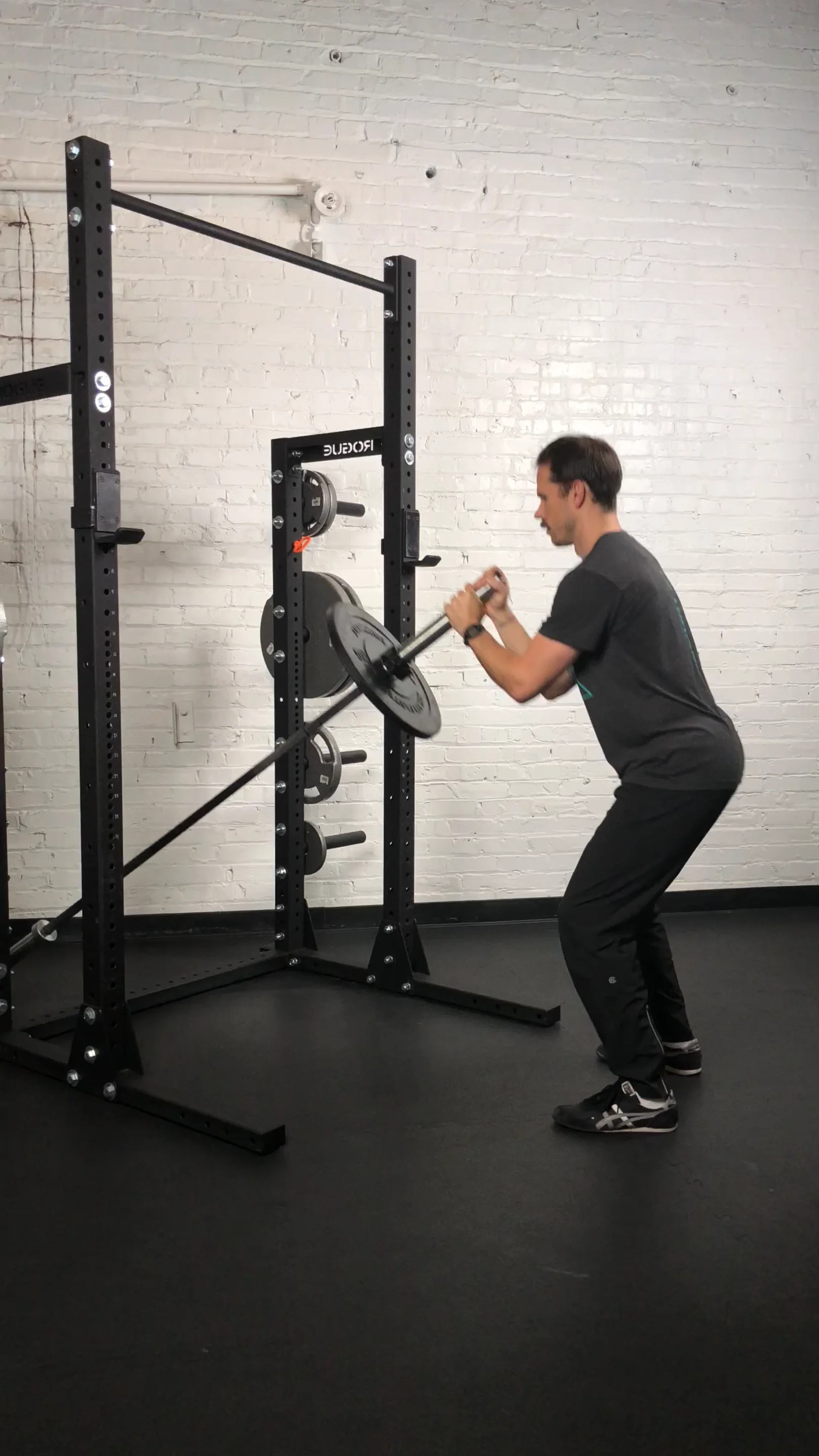 Landmine Squat on Vimeo