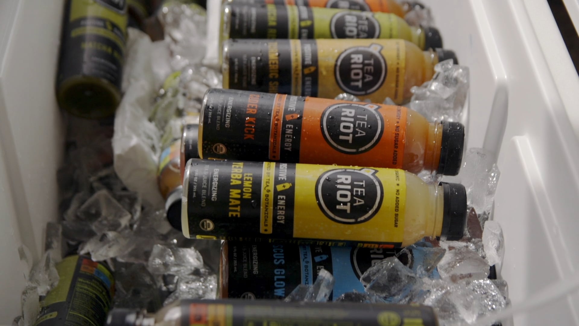 TeaRiot - Social Media Campaign