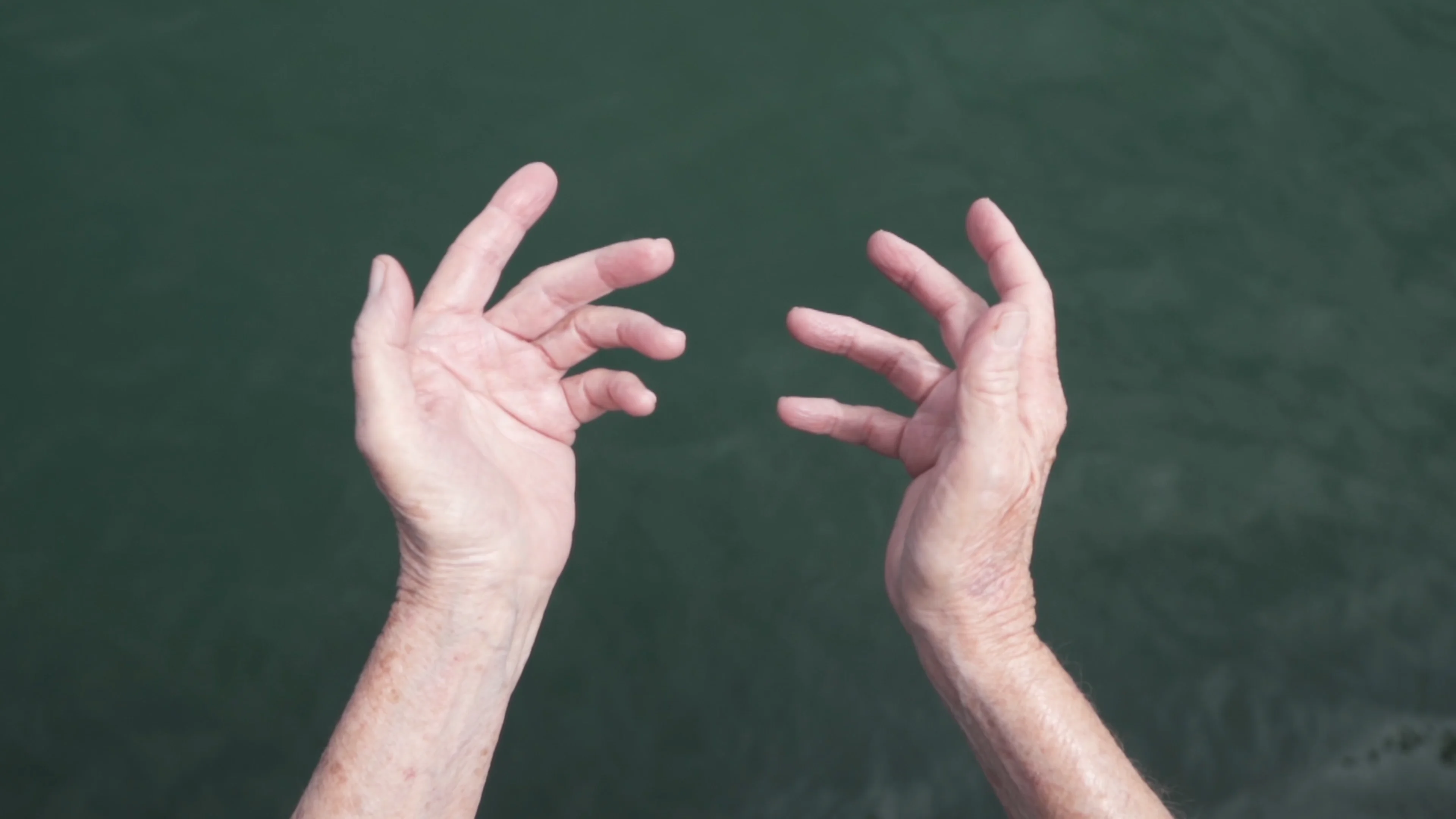 HEALING HANDS/ a film about the art of healing