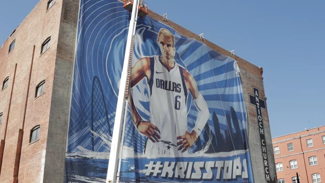Dallas Mavericks on X: New wallpaper alert @kporzee❄️🦄 #KristapsDay