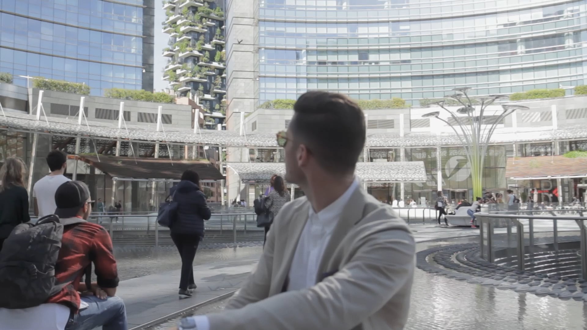 VIVI Peroni | Collaboration Stories | Jonathan