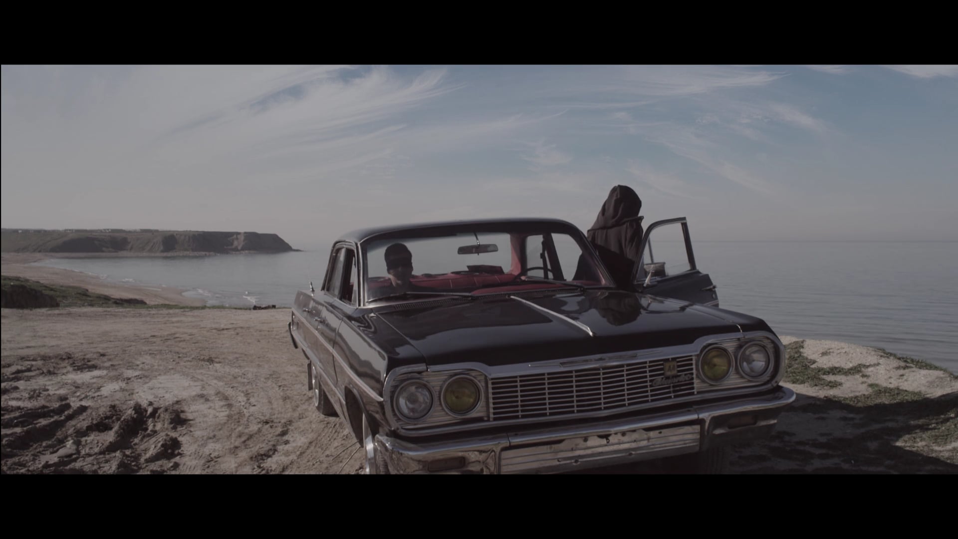 Erdem Kınay ft. Merve Özbey - Helal Ettim (Music Video) | 2014