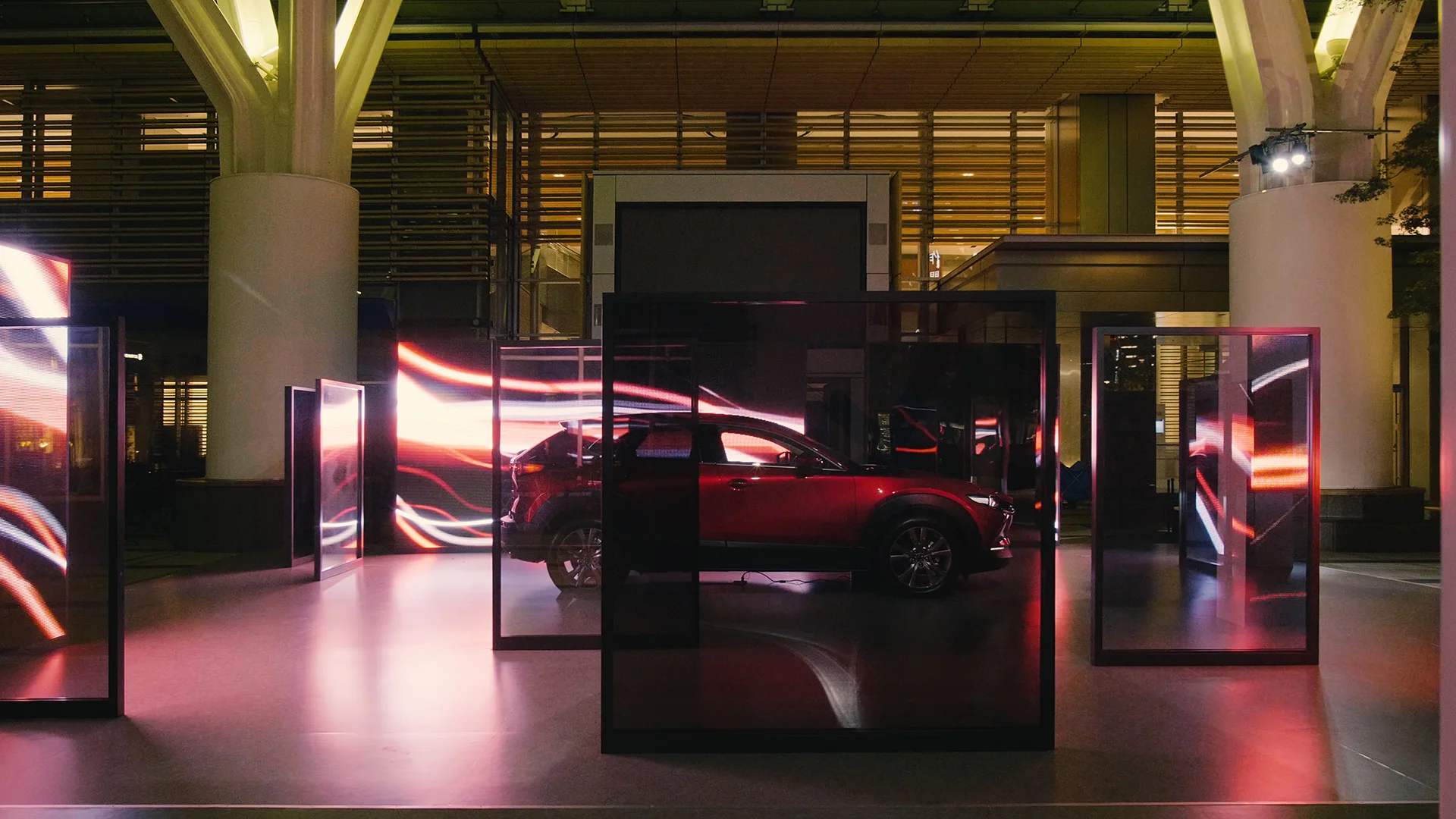 MAZDA Design Touch 2019 “ART OF LIGHT -reflection-” | WOW