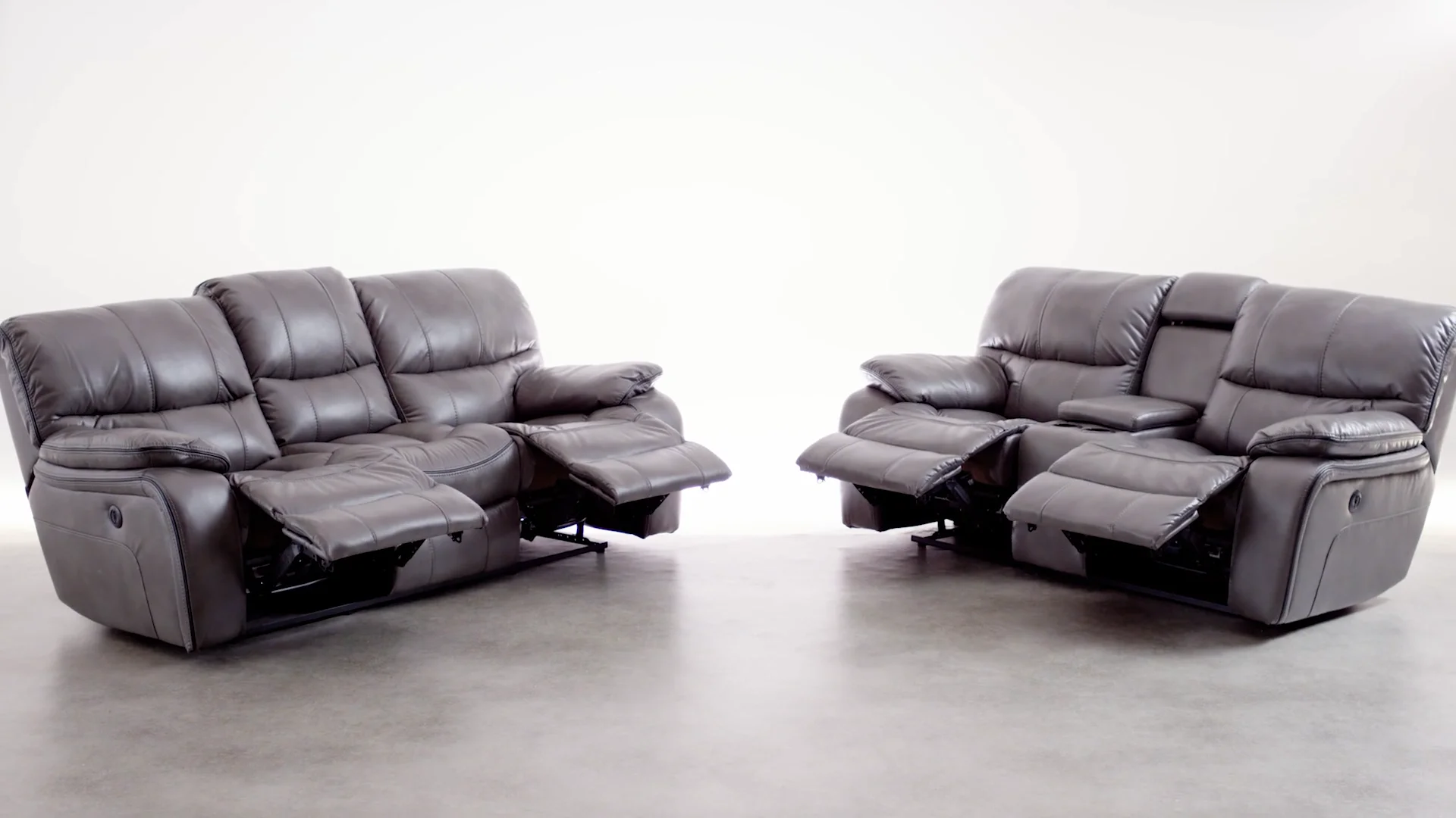 Avenger gray deals power reclining sofa