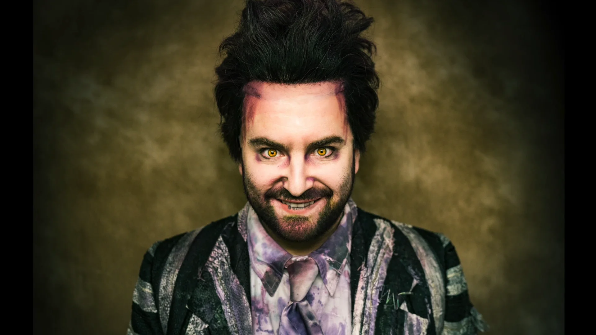 The whole being dead thing beetlejuice. Alex brightman beetlejuice. Beetlejuice эдди перфект. Beetlejuice эдди перфект. Beetlejuice musical.