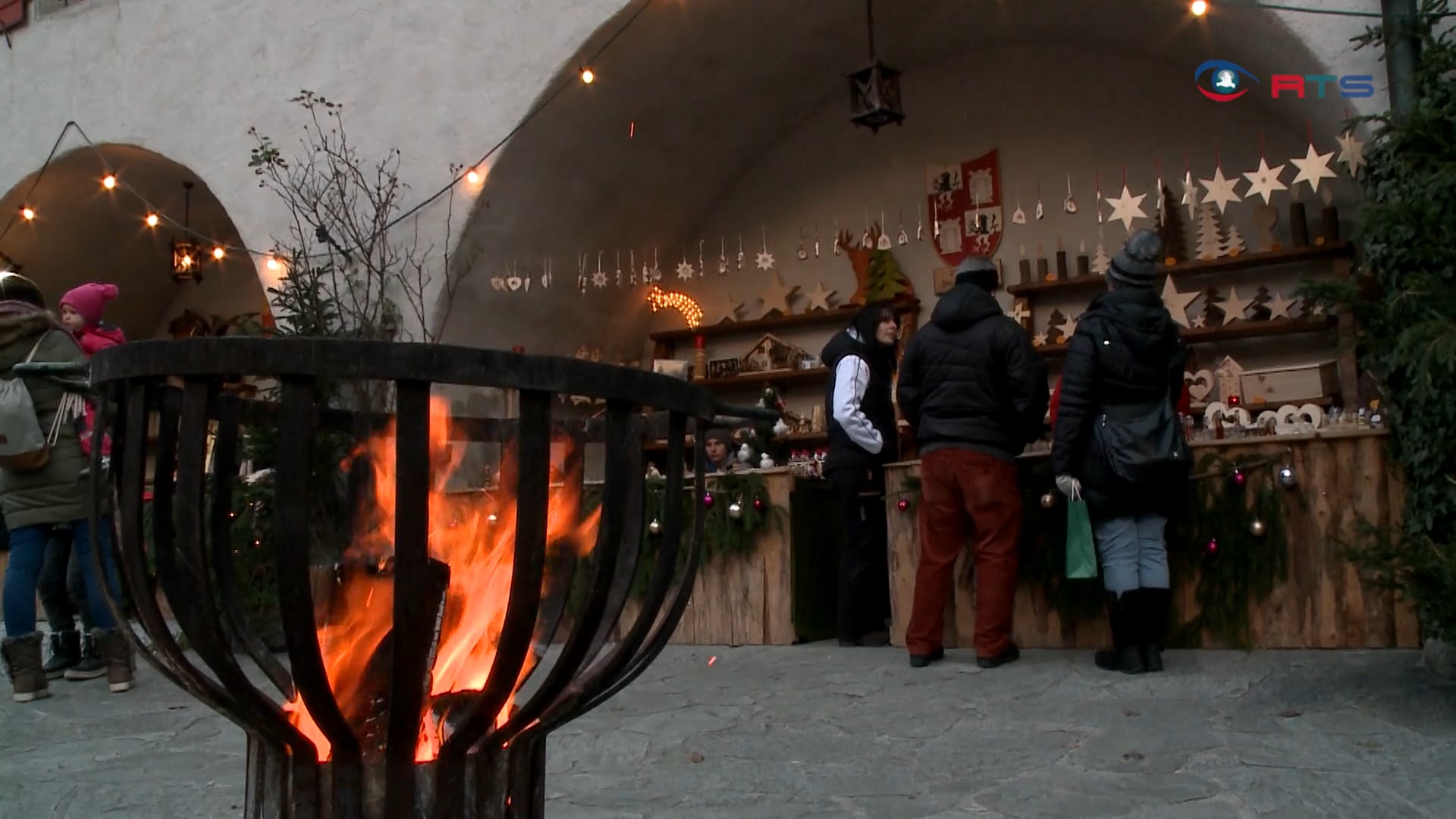 adventmarkt-auf-burg-hohenwerfen-mit-brauchtumsausstellung