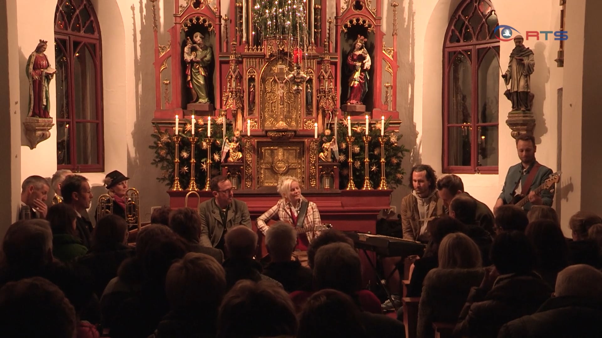auftakt-der-alpenrocker-die-meissnitzer-band-mit-advent-im-gebirg