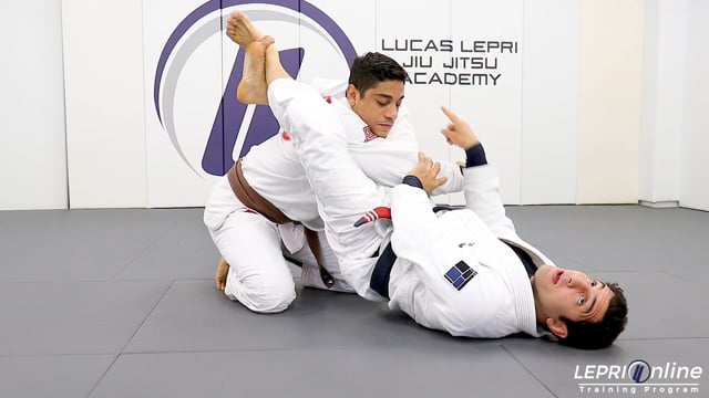 Details on Finishing a Triangle Choke from the Closed Guard