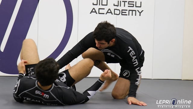 Knee Cut Pass Attempt to Back Take when Opponent Defends