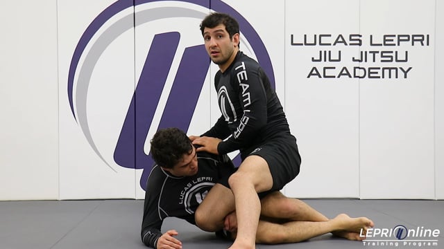 Knee Cut Pass Attempt when Opponent Traps the Leg to Rear Naked Choke