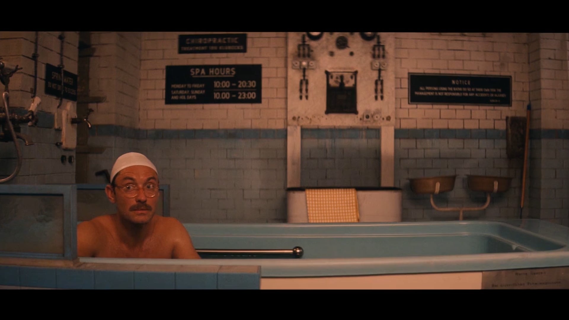 Scene level symmetry