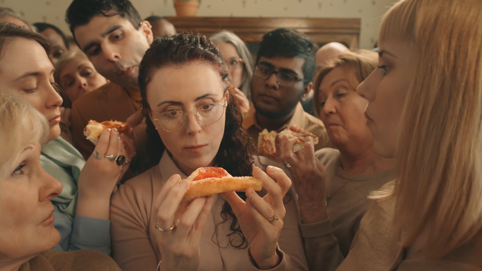 COMMERCIAL-Little Caesars